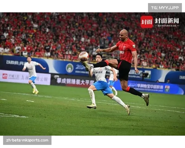 成都蓉城控制比赛能力增强 费利佩推射破门