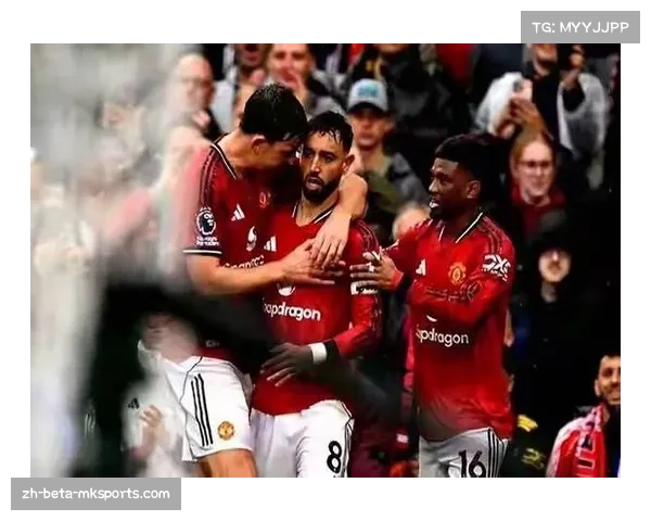 曼联丹麦左后卫多尔古康复进展顺利，已随队前往爱尔兰集训